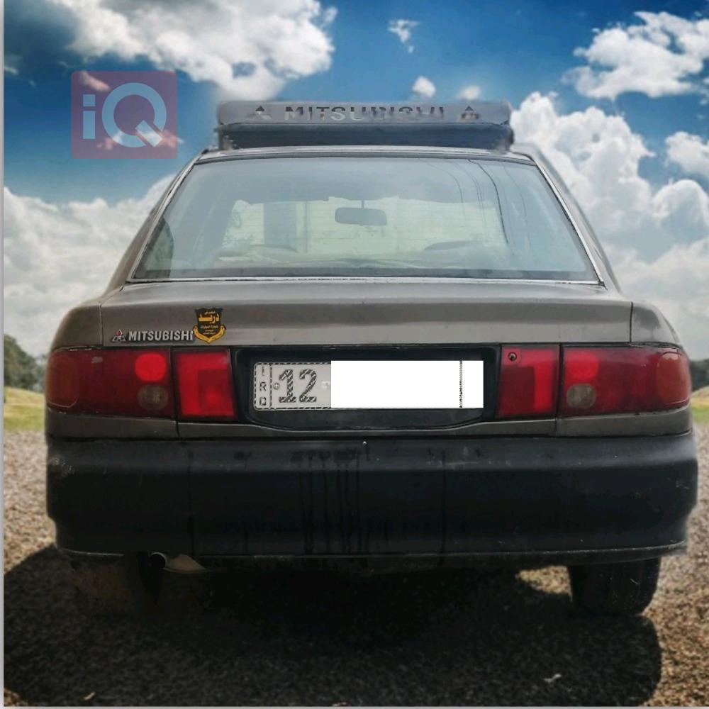 میتسوبیشی لانسەر